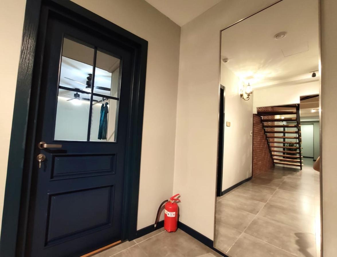 Qin Boutique Hotel ティビリシ エクステリア 写真