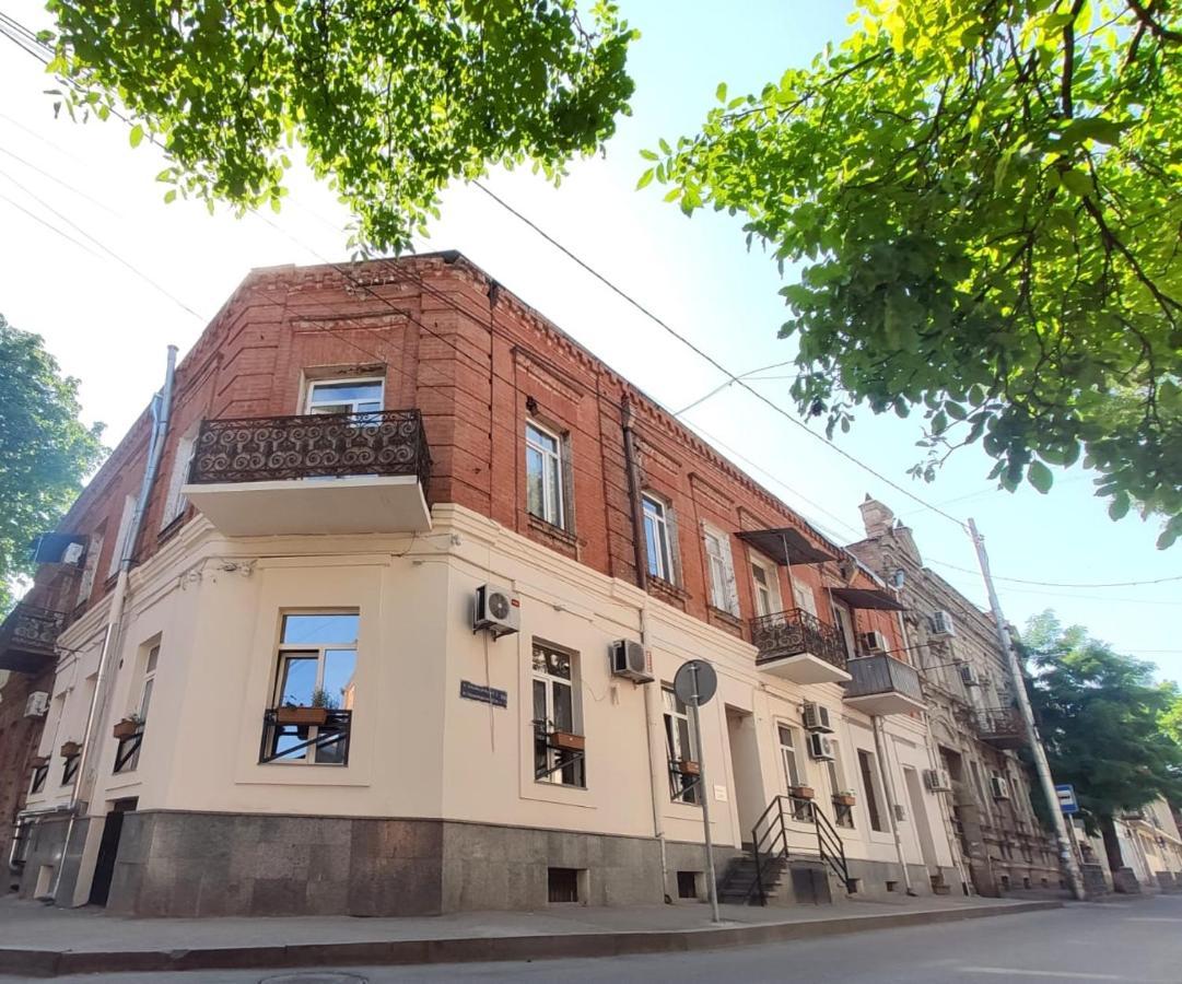 Qin Boutique Hotel ティビリシ エクステリア 写真