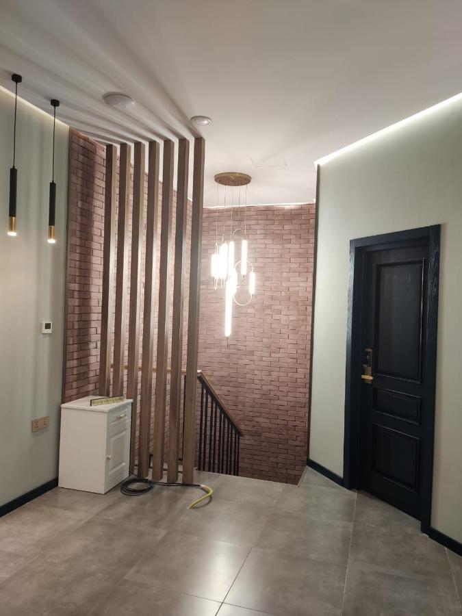 Qin Boutique Hotel ティビリシ エクステリア 写真